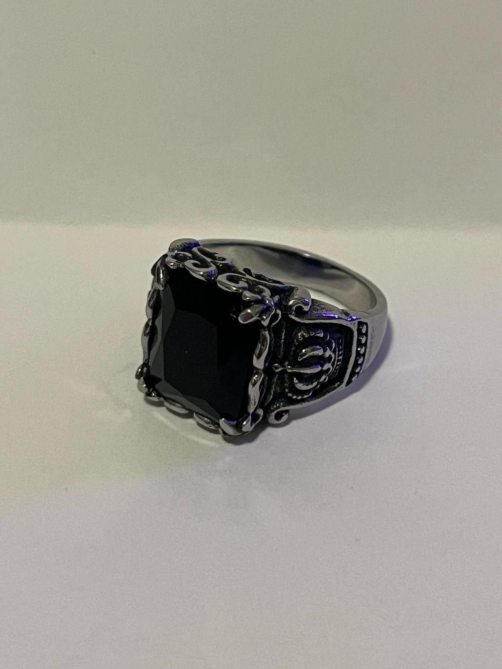 Men's Silver-Tone Black Stone Signet Ring